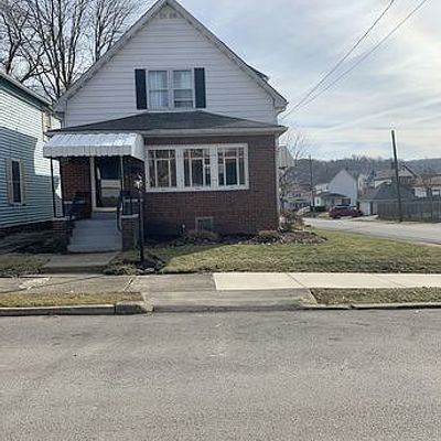 645 1 St Ave, Ellwood City, PA 16117