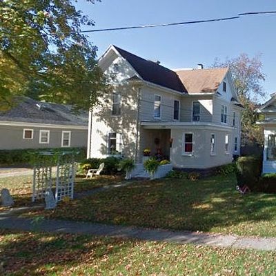 116 S Detroit St, Buchanan, MI 49107