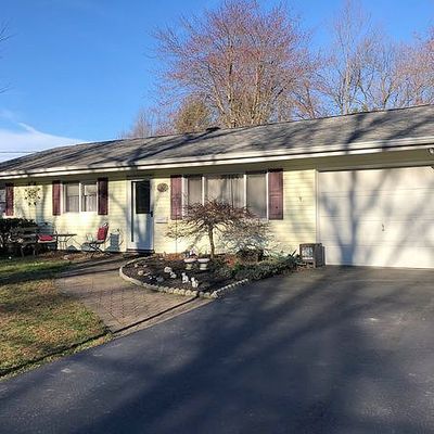 30 Savage Rd, Kendall Park, NJ 08824