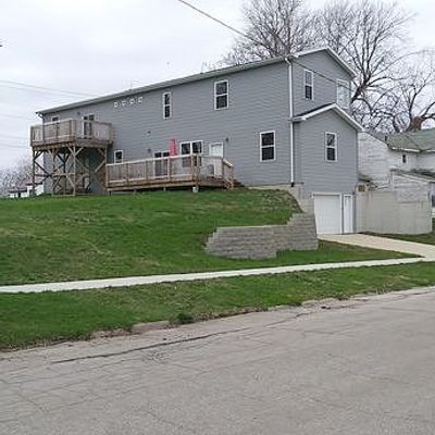 310 N Division St, Creston, IA 50801