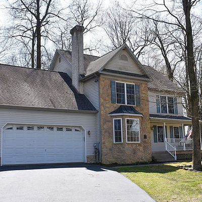 204 Woodland Dr, Coatesville, PA 19320