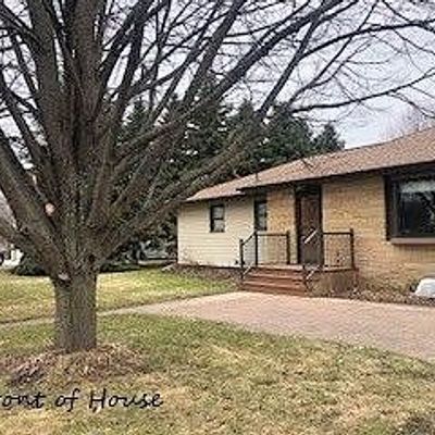 129 S Morrison Ave, Jackson, MN 56143