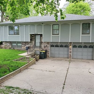 11714 W 61 St Ter, Shawnee, KS 66203