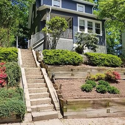 60 Glendale St, Nutley, NJ 07110