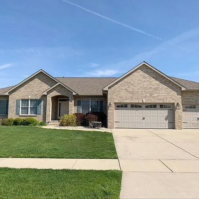 1242 Raptor Ln, Forsyth, IL 62535