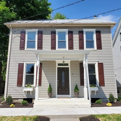 31 High St, Boiling Springs, PA 17007