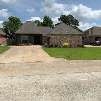 524 Becky Ln, Lake Charles, LA 70605