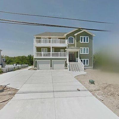 2737 Sandpiper Rd, Virginia Beach, VA 23456