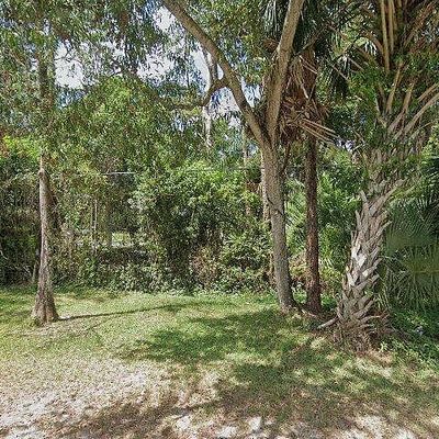 6383 Park Ln E, Lake Worth, FL 33449