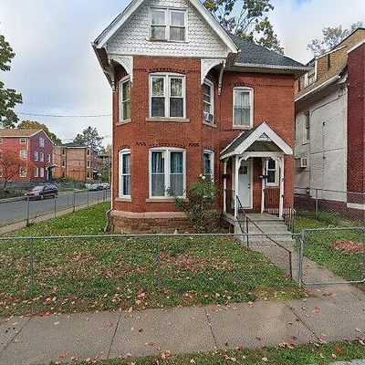 32 Florence St, Hartford, CT 06120