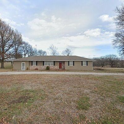 25083 Pratt Rd, Parsons, KS 67357