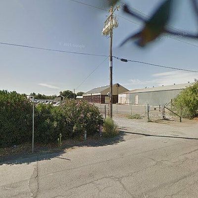 1542 Place Rd, Los Banos, CA 93635