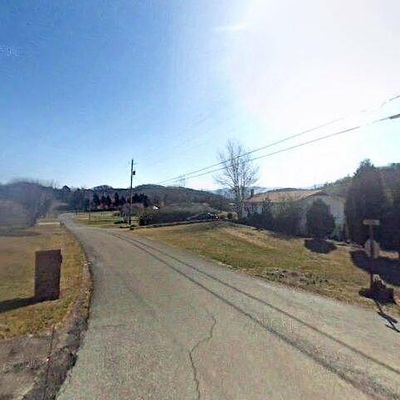 999 Choctaw Dr, Chuckey, TN 37641