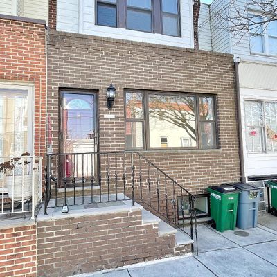 1740 Johnston St, Philadelphia, PA 19145