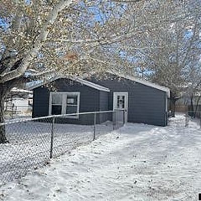 626 W State St, Rawlins, WY 82301