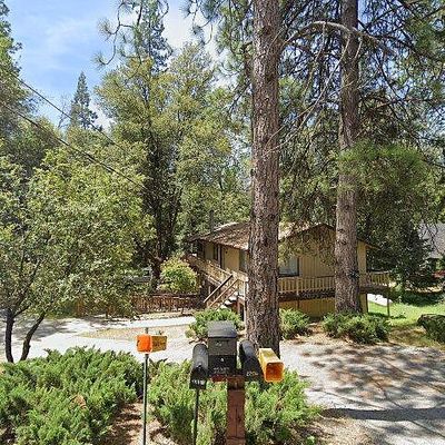 22156 Feather River Dr, Sonora, CA 95370