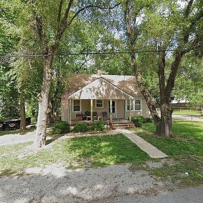 4248 Ne Kelsey Rd, Kansas City, MO 64116