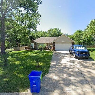 13224 Manchester Ave, Grandview, MO 64030