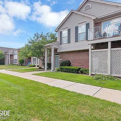 13391 Forest Ridge Blvd, Sterling Heights, MI 48313