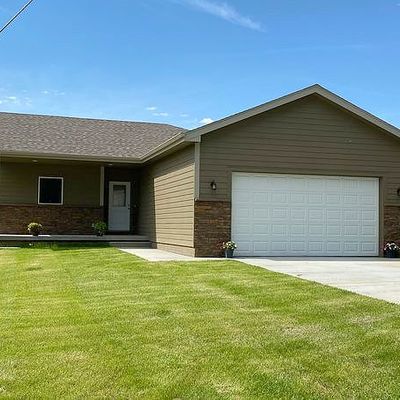 2727 College Dr, Blair, NE 68008