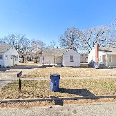 2137 S Laura Ave, Wichita, KS 67211