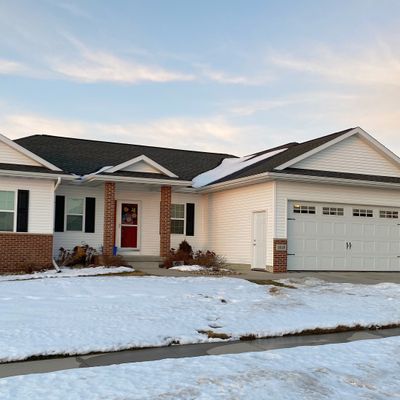 5038 Kael Trl, Cedar Falls, IA 50613