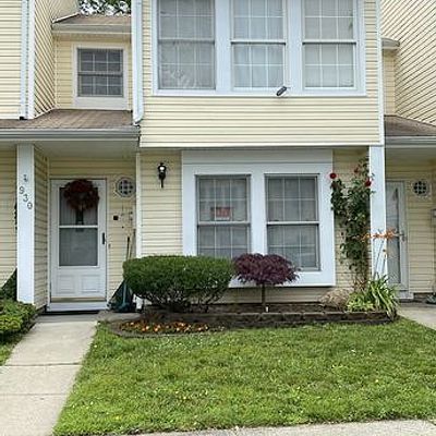 930 Jessica Ct, Lakewood, NJ 08701