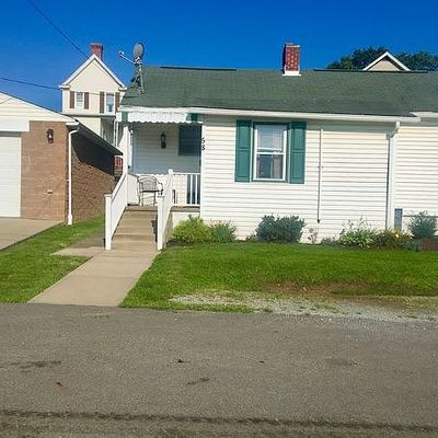 58 Federal Dr, Donora, PA 15033