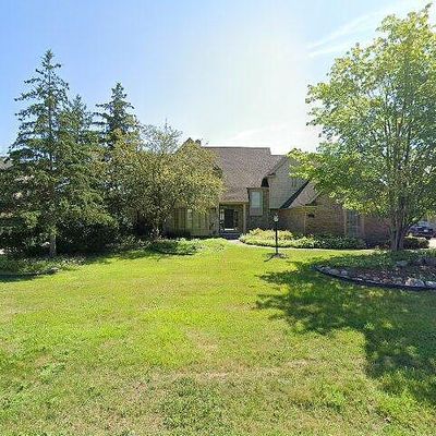 29208 Augusta, Farmington Hills, MI 48331