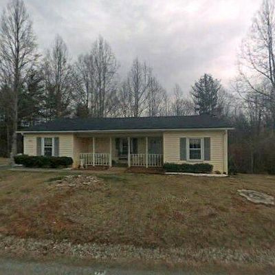 657 Graceland Dr, Bassett, VA 24055