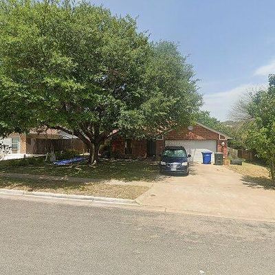 1402 Creek St, Copperas Cove, TX 76522