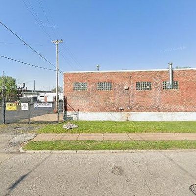 7610 Vermont Ave, Saint Louis, MO 63111