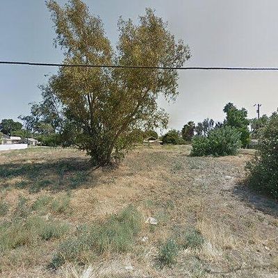 67 W Hopkins Ave, Fresno, CA 93706