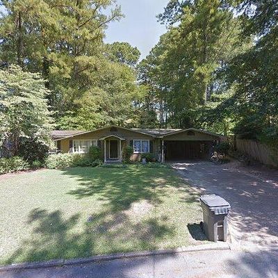 1834 36 Th St, Meridian, MS 39305