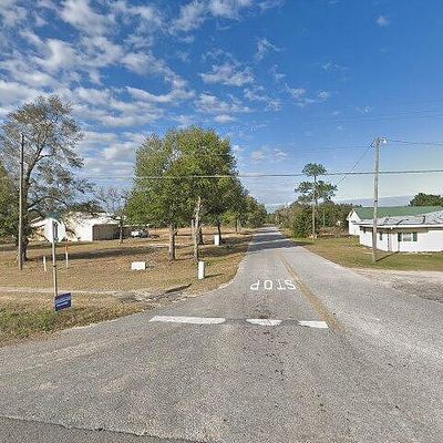 10 Dr Roberts Dr, Defuniak Springs, FL 32433