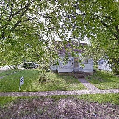 203 N Mckinley St, Girard, IL 62640