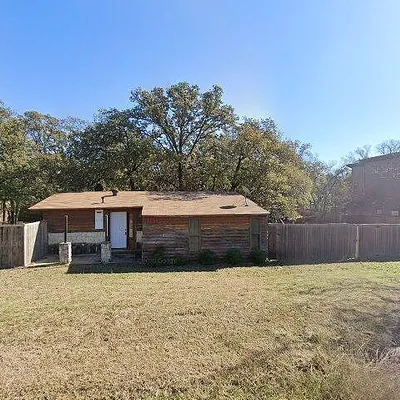 102 Melody Ln, Hickory Creek, TX 75065