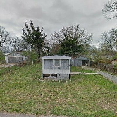 25 Young Dr, Nicholasville, KY 40356