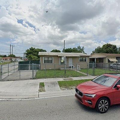 4699 E 8 Th Ave, Hialeah, FL 33013