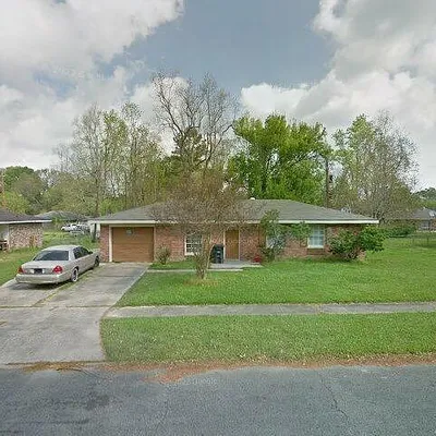 16441 Vermillion Dr, Baton Rouge, LA 70819