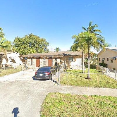 1913 Harding St, Hollywood, FL 33020