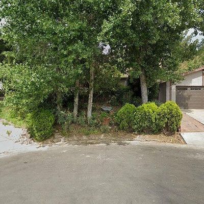 132 Maple Rd, Newbury Park, CA 91320