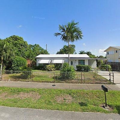 3270 Nw 18 Th Pl, Lauderhill, FL 33311