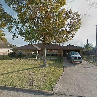 2675 Dauphine Pl., Beaumont, TX 77705