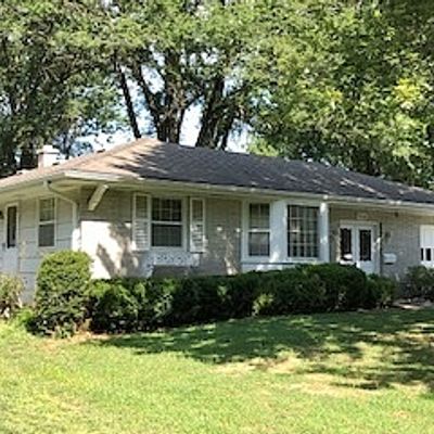 4926 Birch St, Roeland Park, KS 66205