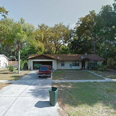 1325 Stowe Ave, Mount Dora, FL 32757