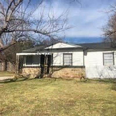 1409 E Cantey St, Fort Worth, TX 76104