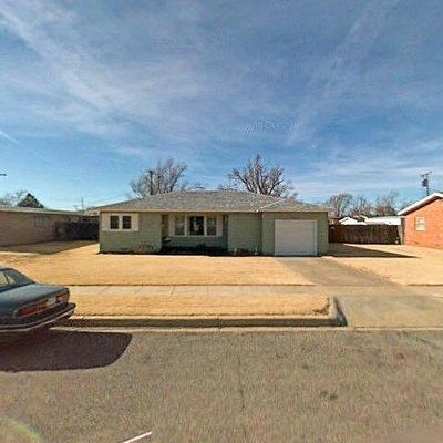1807 N Faulkner St, Pampa, TX 79065