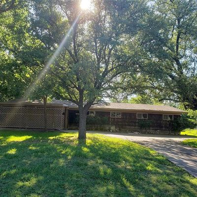 1508 Skyline Dr, Greenville, TX 75401