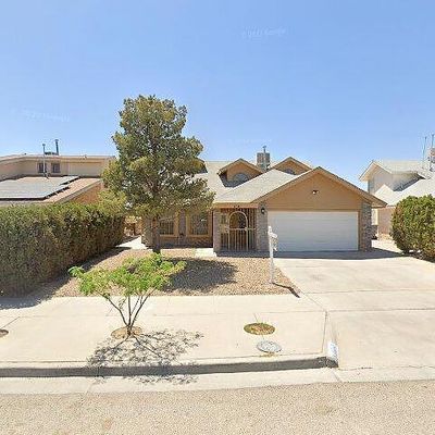 1541 Peter Hurd Dr, El Paso, TX 79936